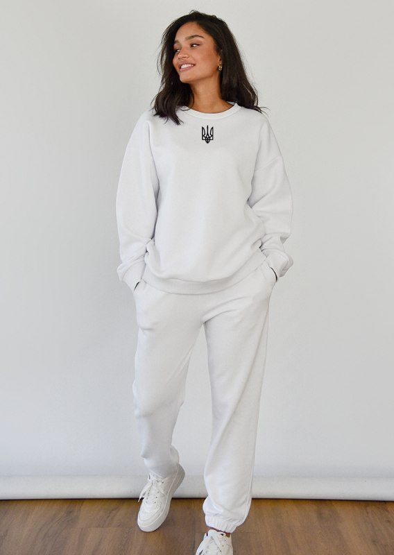 Дизайнерські патріотичні костюми