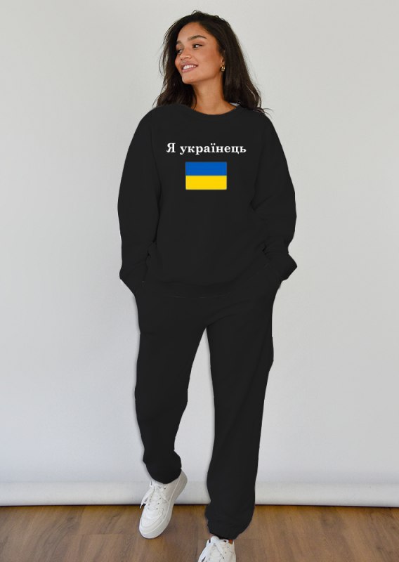 Дизайнерські патріотичні костюми